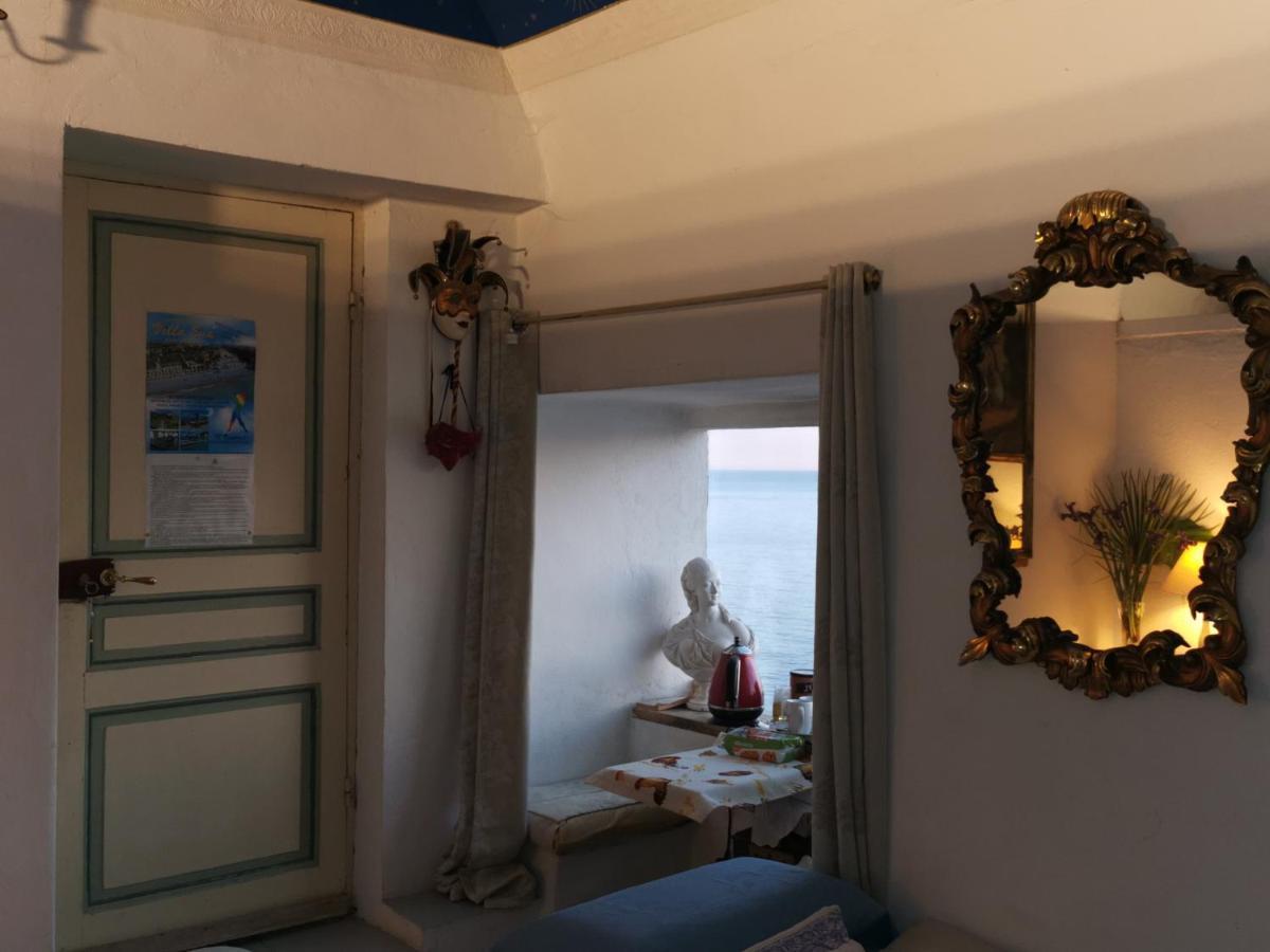 Romantic Casa Lorenzina Affittacamere ヴェンティミーリア エクステリア 写真