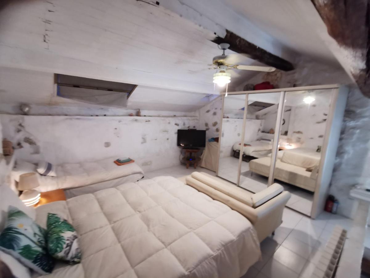 Romantic Casa Lorenzina Affittacamere ヴェンティミーリア エクステリア 写真