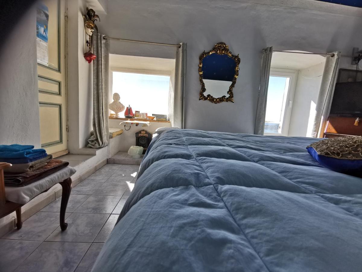 Romantic Casa Lorenzina Affittacamere ヴェンティミーリア エクステリア 写真