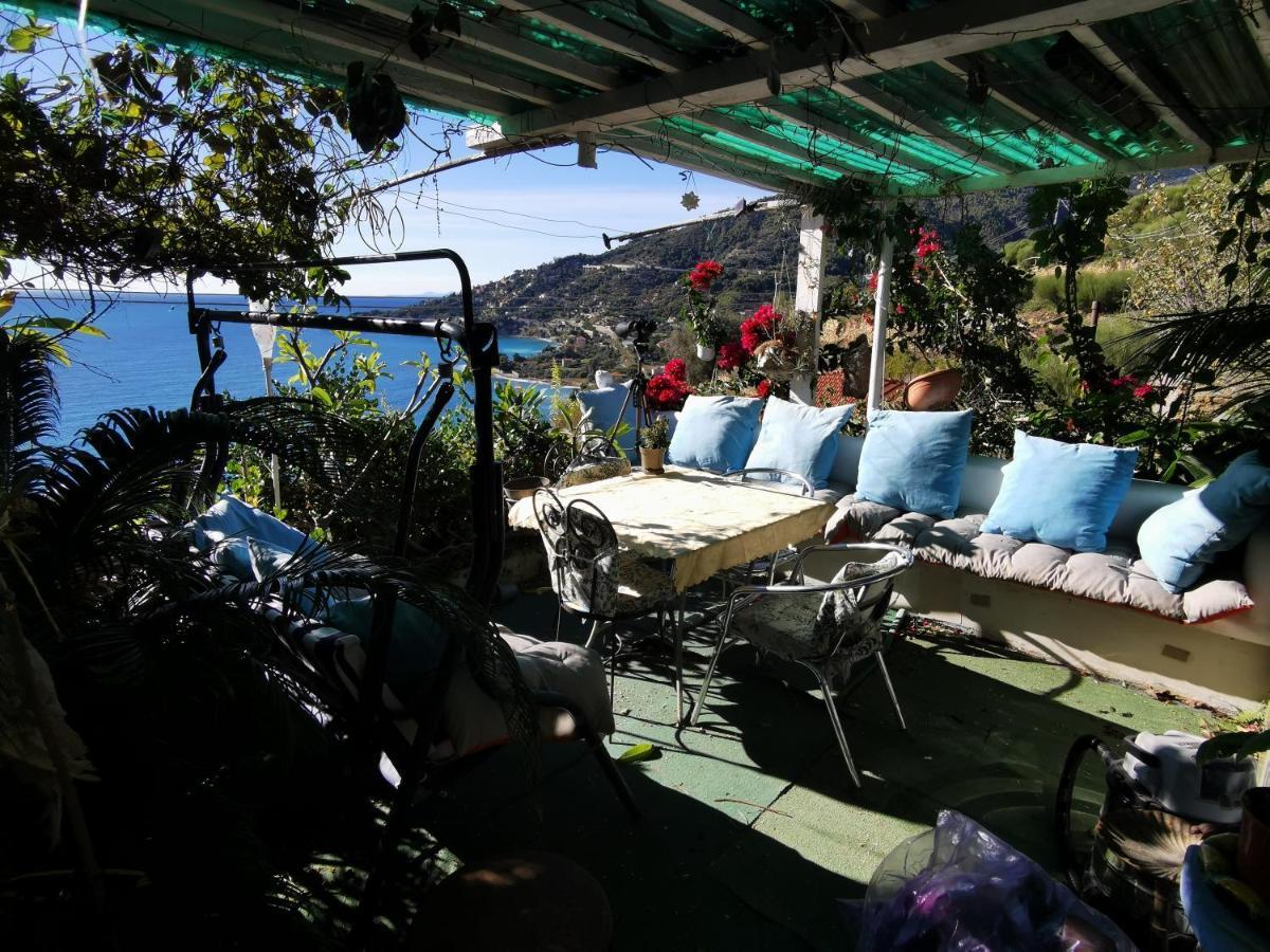 Romantic Casa Lorenzina Affittacamere ヴェンティミーリア エクステリア 写真